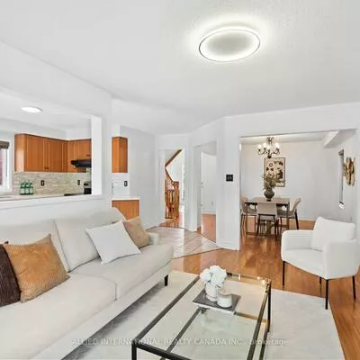 16, May Apple, West Hill, Toronto