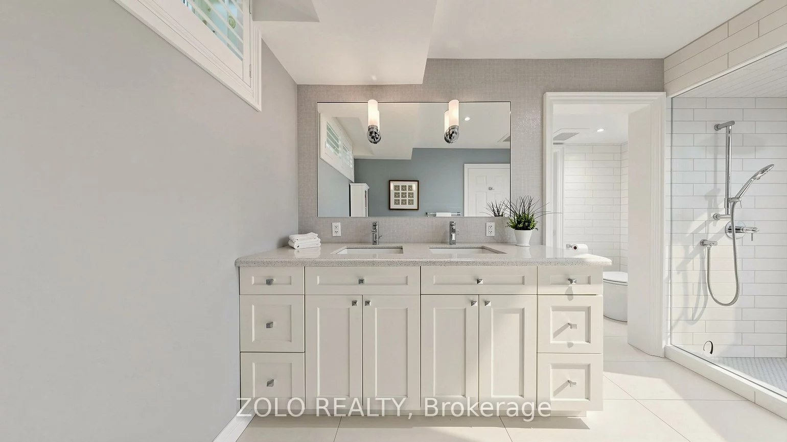 41, Meadowcliffe, Cliffcrest, Toronto