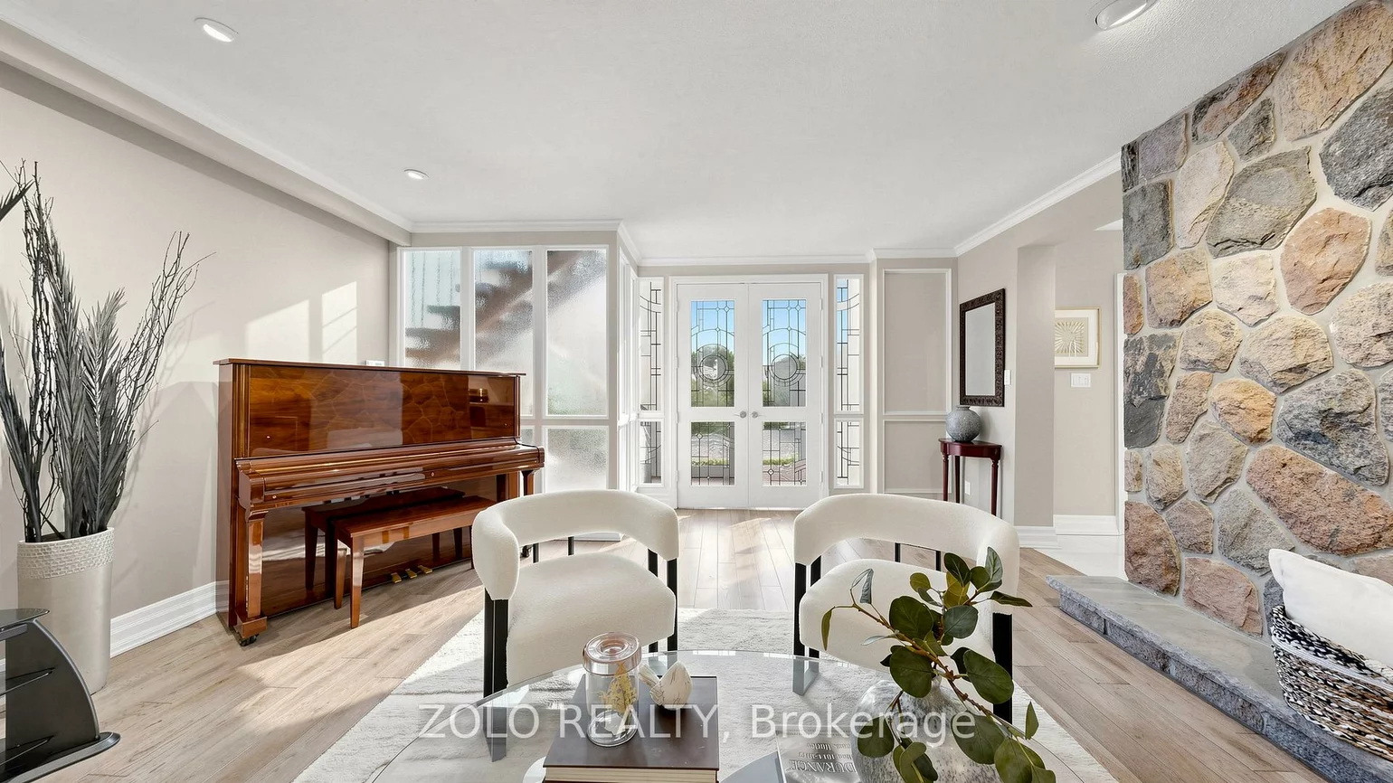 41, Meadowcliffe, Cliffcrest, Toronto