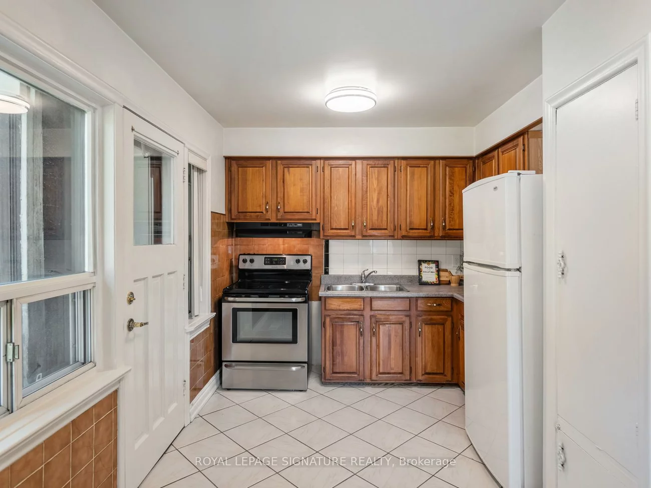 27, Dalecliff, Wexford-Maryvale, Toronto