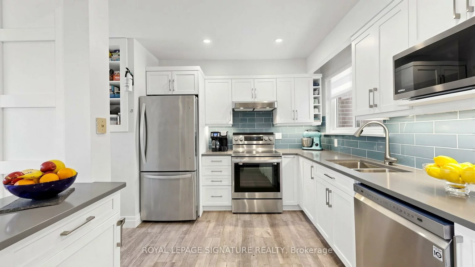 59, Woodgarden, West Hill, Toronto