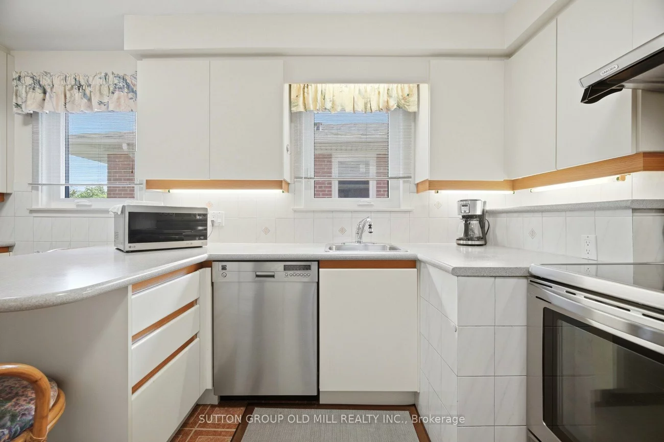 99, Scarden, Tam O'Shanter-Sullivan, Toronto