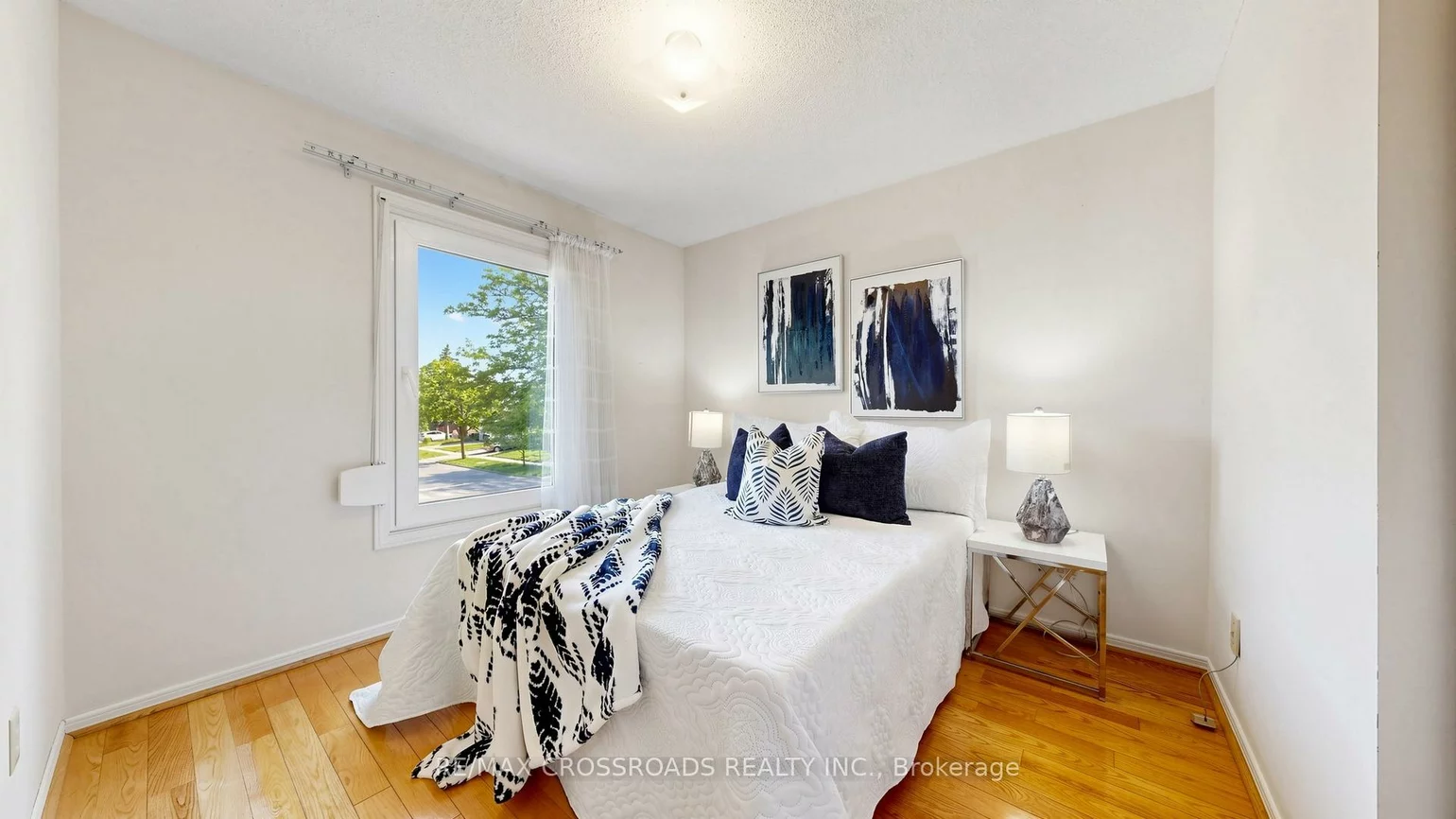 140, Goldhawk, Milliken, Toronto