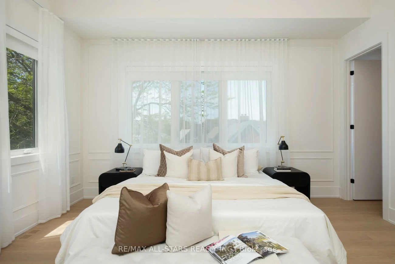 38, Clonmore, Birchcliffe-Cliffside, Toronto