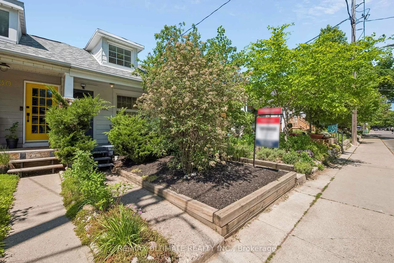 132, Hanson, Woodbine Corridor, Toronto