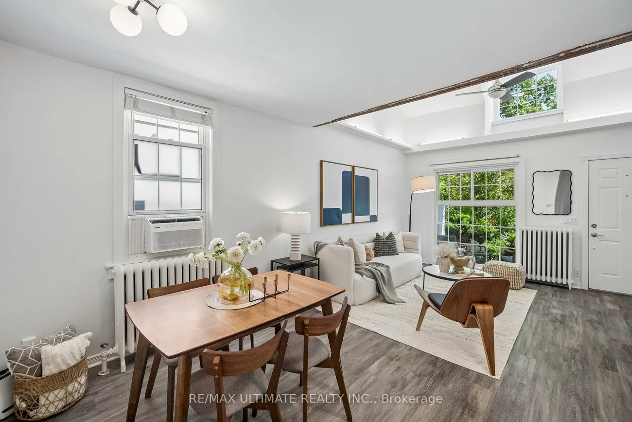 132, Hanson, Woodbine Corridor, Toronto