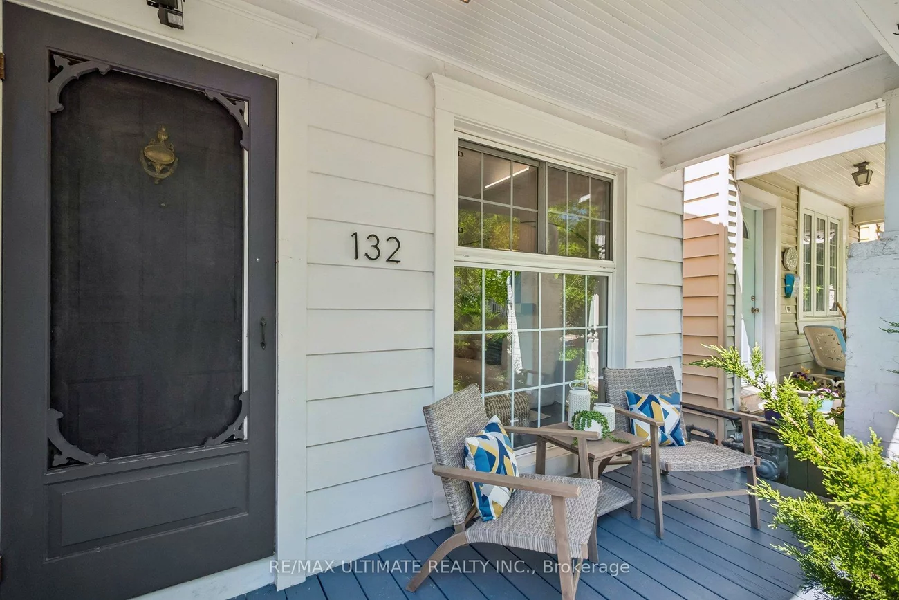 132, Hanson, Woodbine Corridor, Toronto