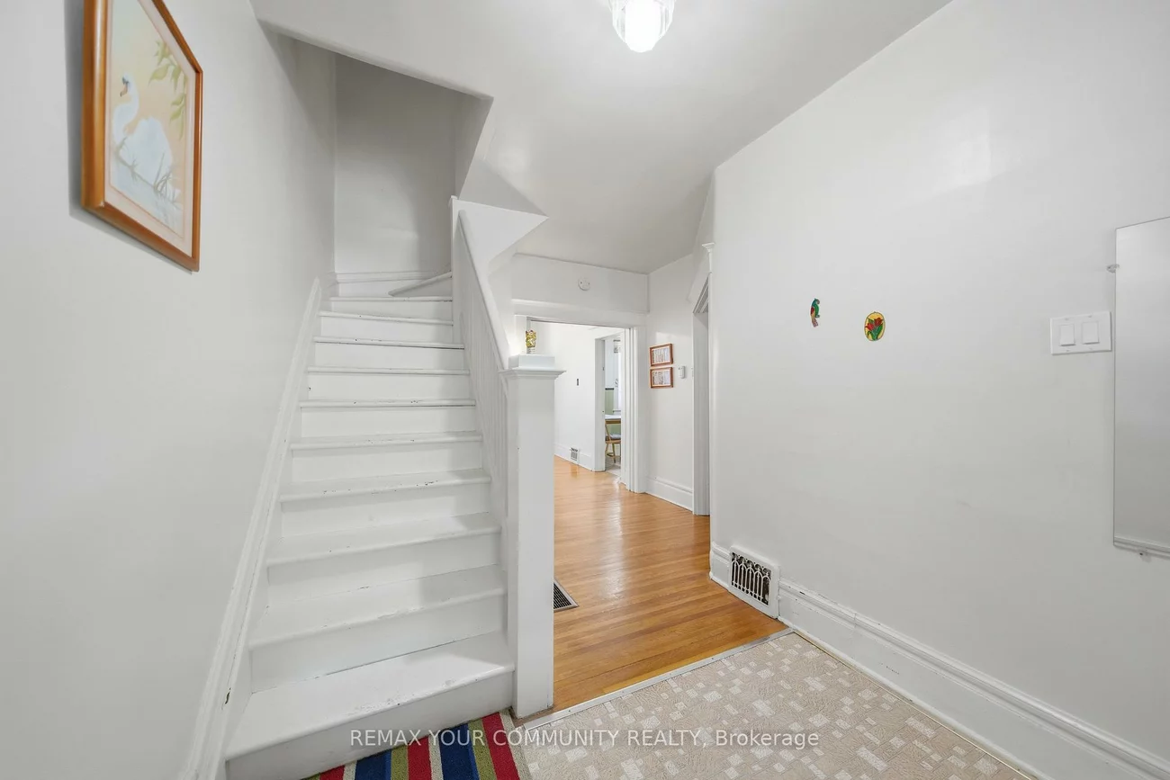 22, Coady, South Riverdale, Toronto
