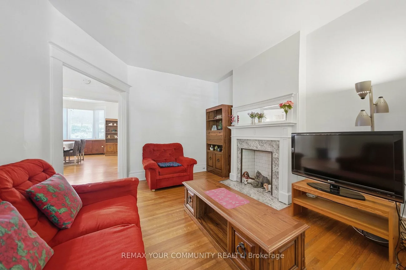 22, Coady, South Riverdale, Toronto