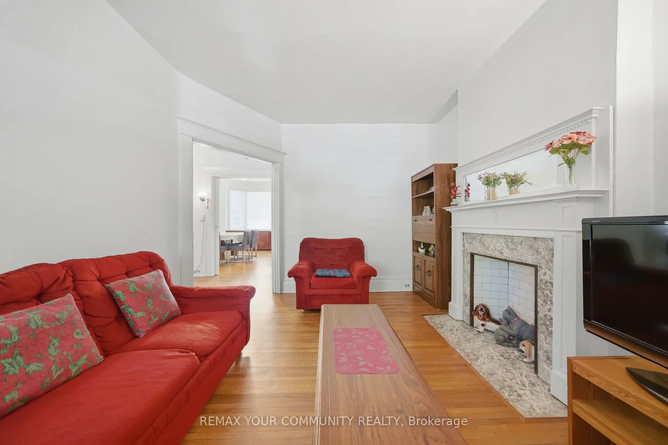 22, Coady, South Riverdale, Toronto