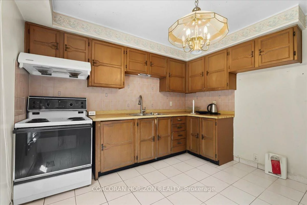 28, Chad, Malvern, Toronto
