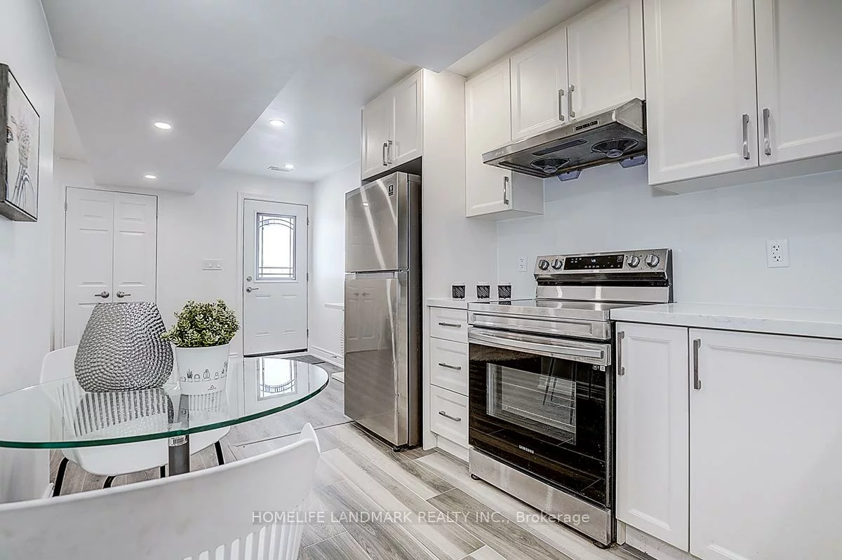 609, Mortimer, Danforth Village-East York, Toronto