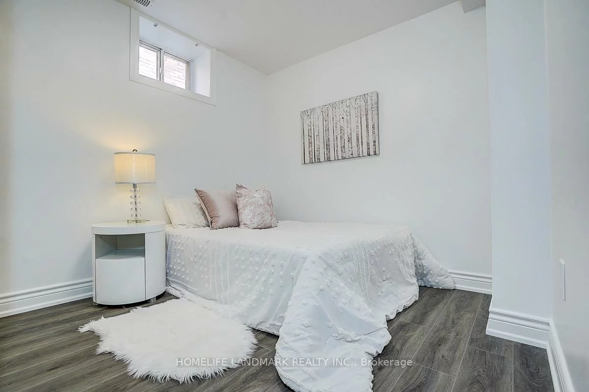 609, Mortimer, Danforth Village-East York, Toronto