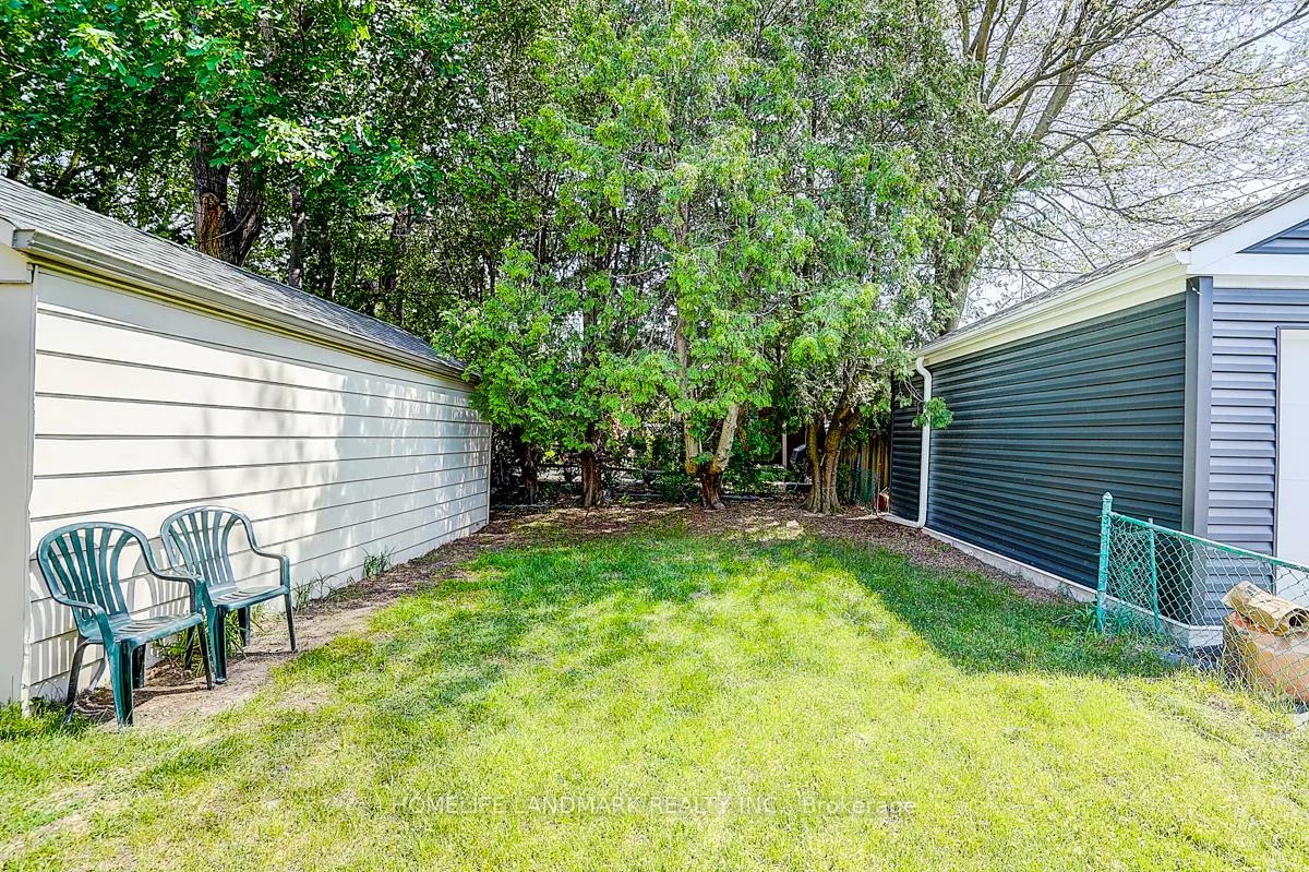 609, Mortimer, Danforth Village-East York, Toronto