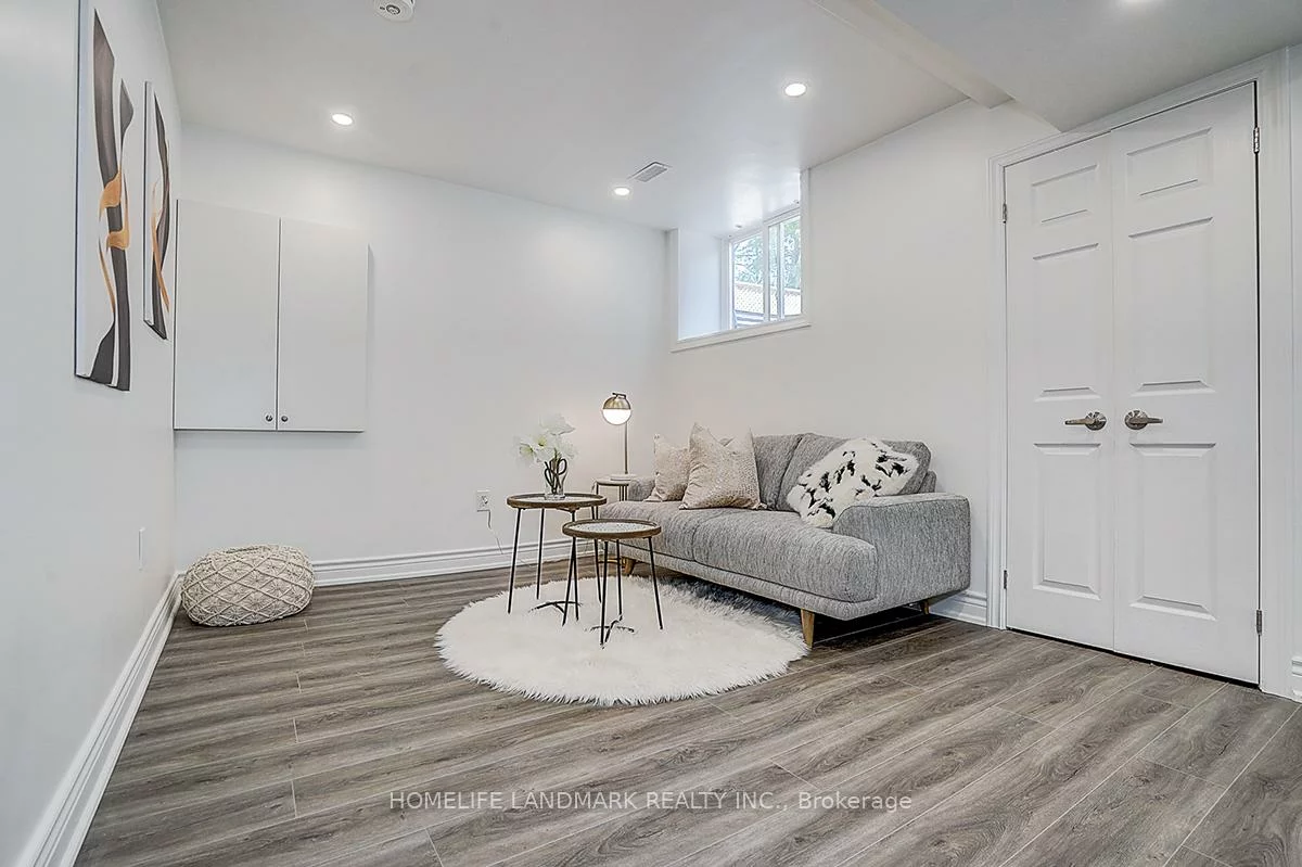 609, Mortimer, Danforth Village-East York, Toronto