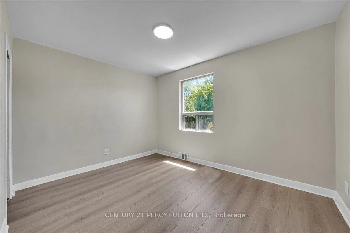 55, Cornwallis, Dorset Park, Toronto