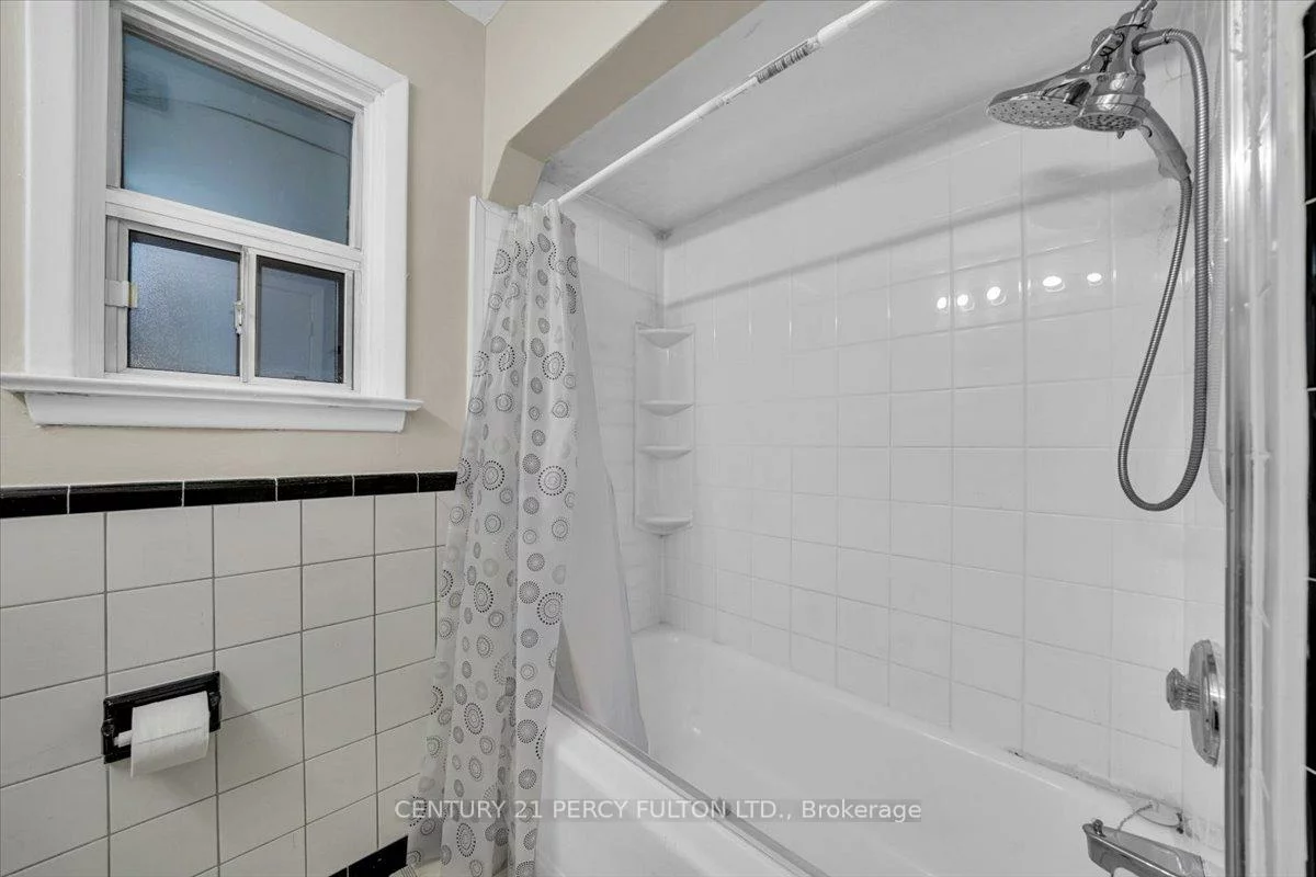 55, Cornwallis, Dorset Park, Toronto