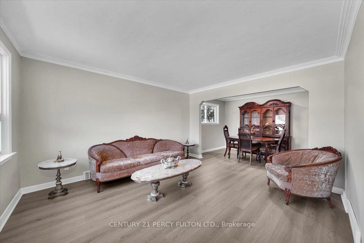 55, Cornwallis, Dorset Park, Toronto