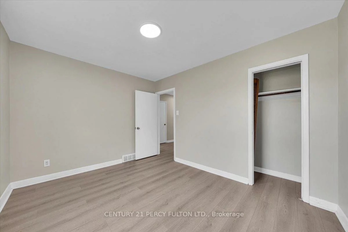55, Cornwallis, Dorset Park, Toronto