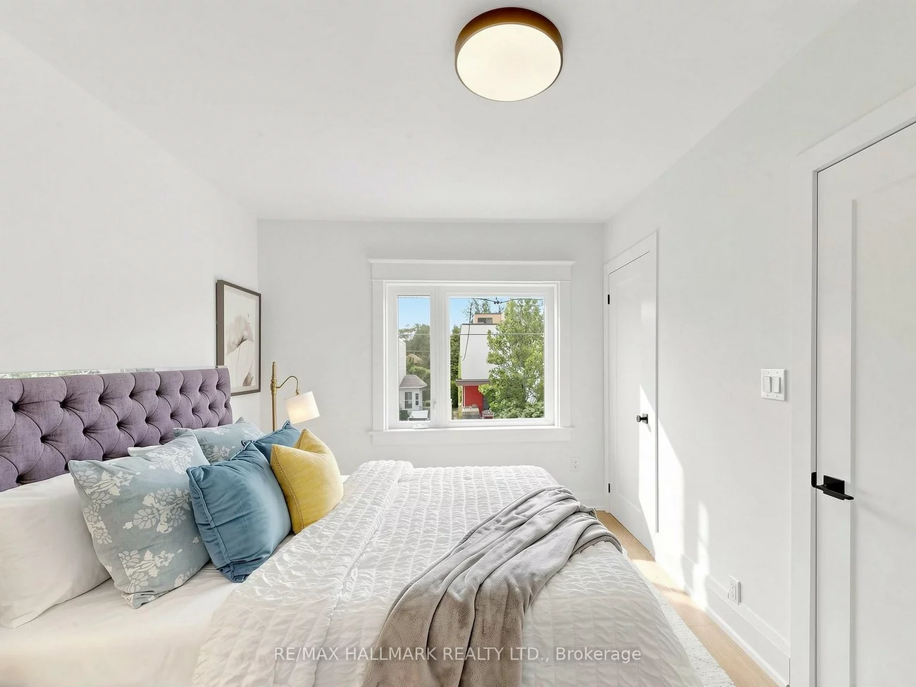 44, Queensdale, Danforth Village-East York, Toronto