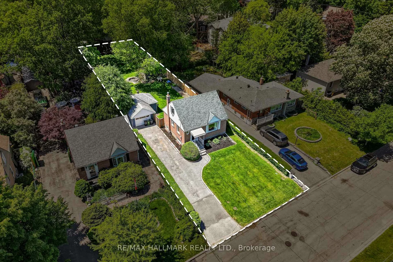 32, Rockwood, Cliffcrest, Toronto