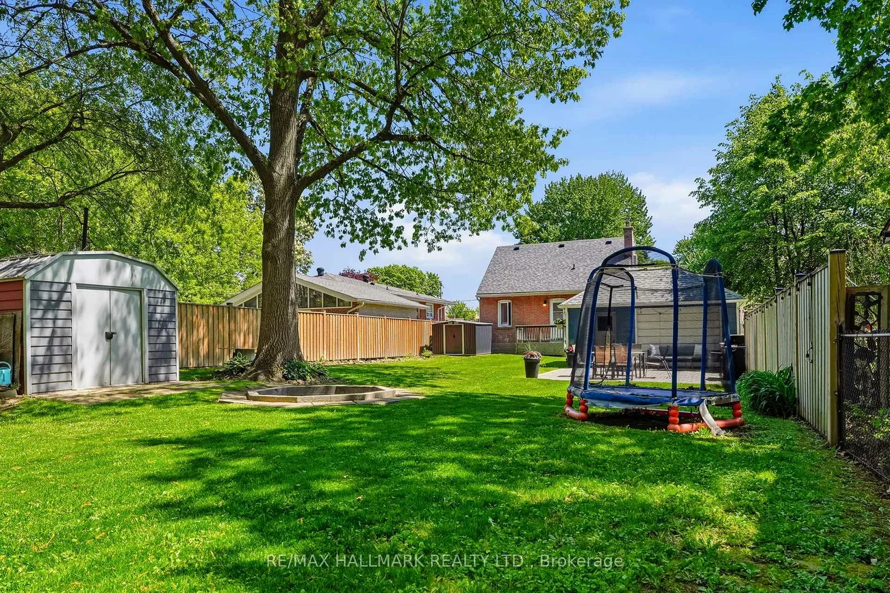 32, Rockwood, Cliffcrest, Toronto