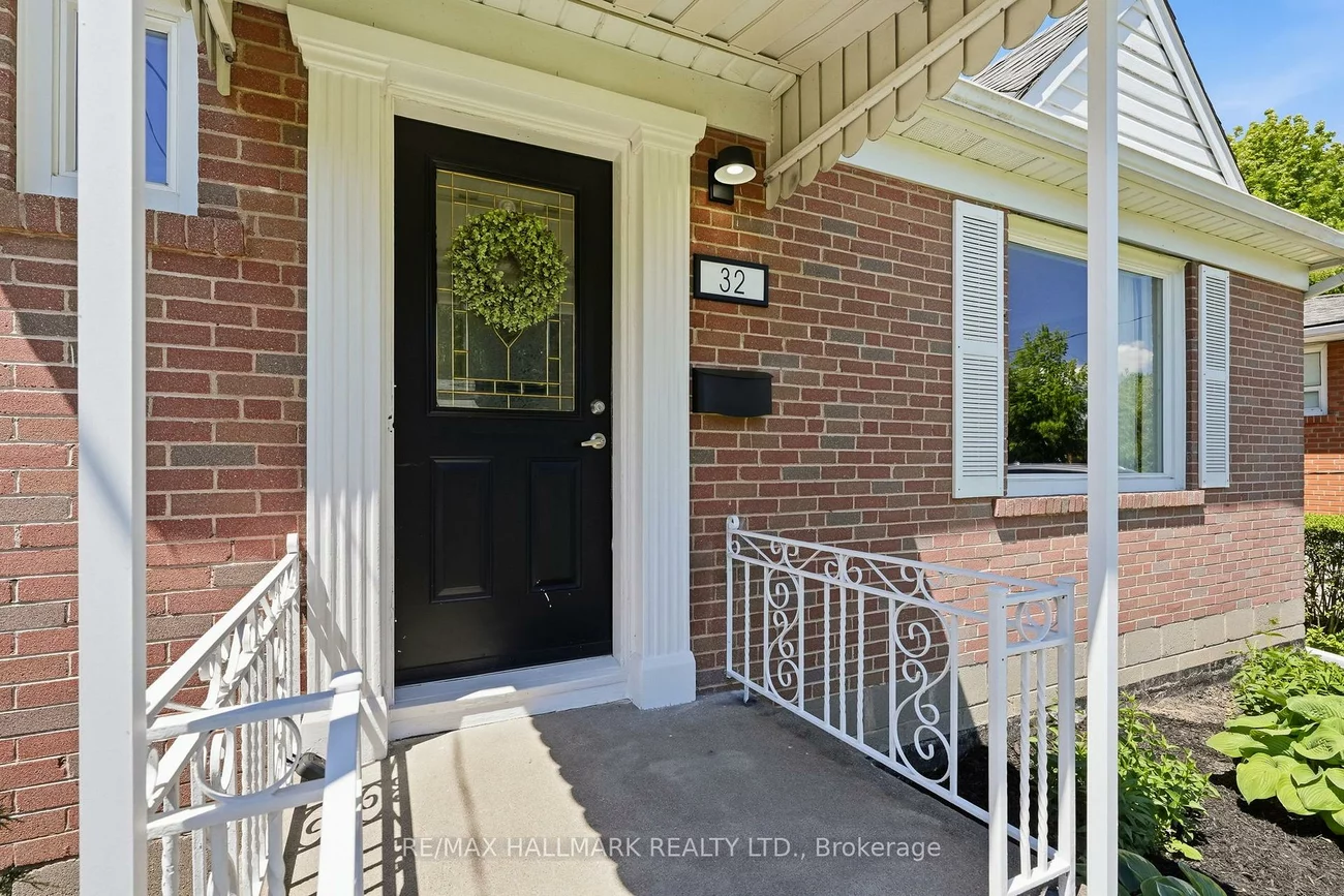 32, Rockwood, Cliffcrest, Toronto