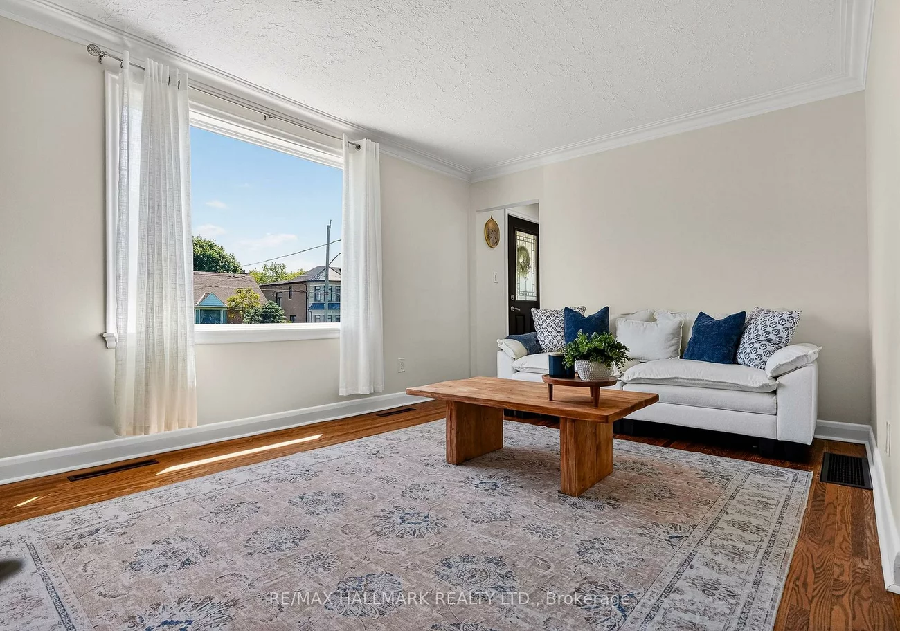 32, Rockwood, Cliffcrest, Toronto
