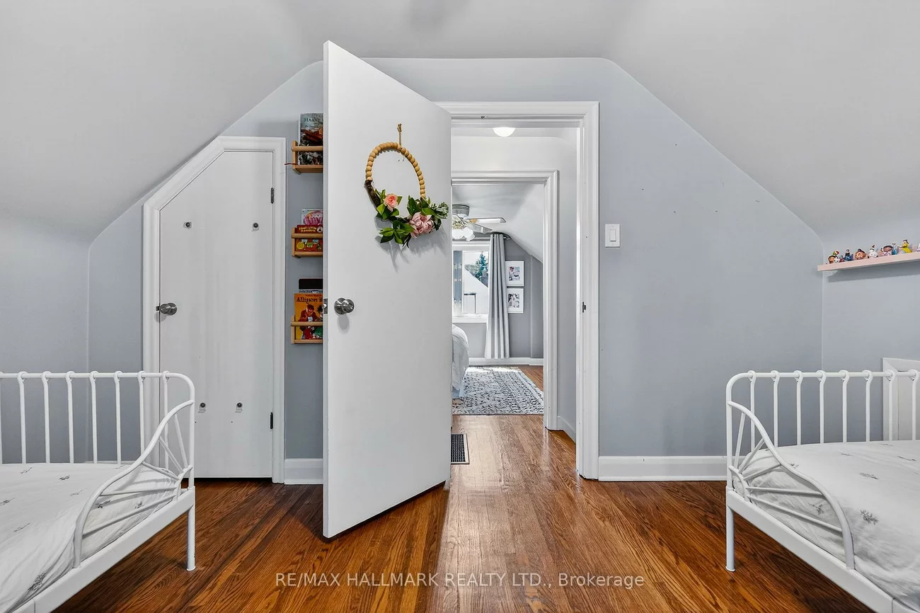32, Rockwood, Cliffcrest, Toronto