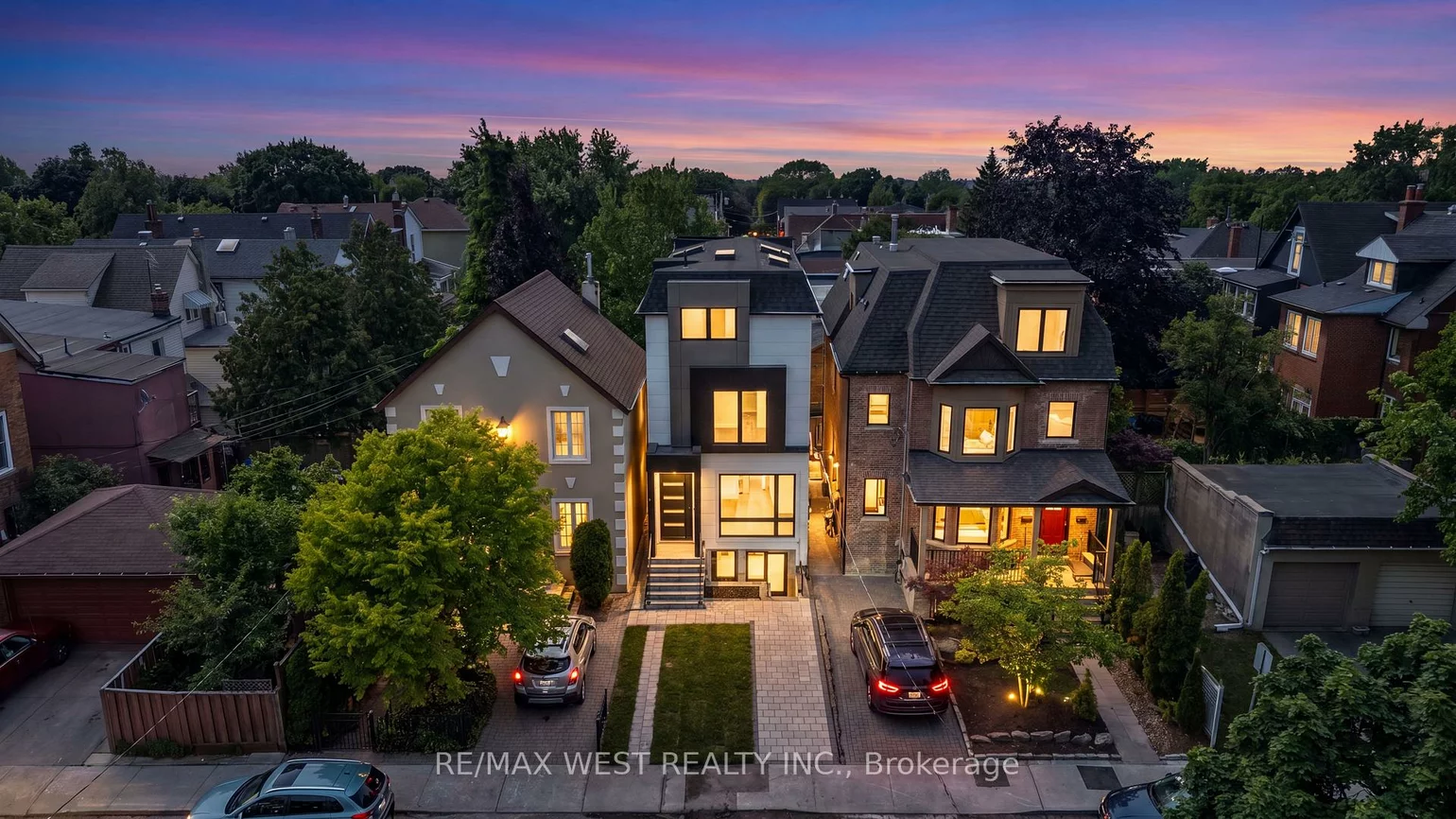 15, Cruikshank, Playter Estates-Danforth, Toronto