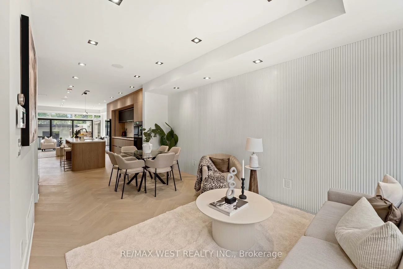 15, Cruikshank, Playter Estates-Danforth, Toronto