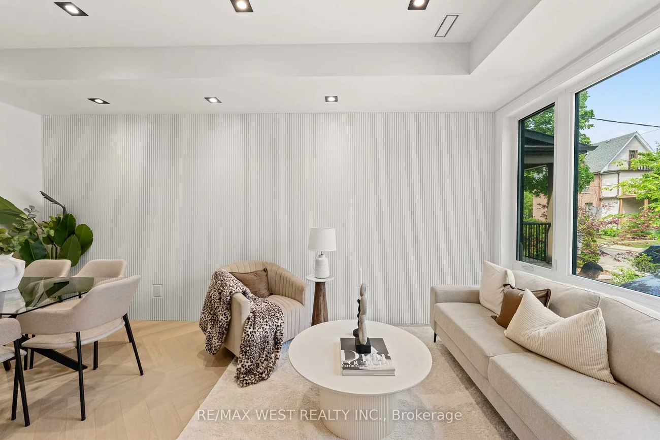 15, Cruikshank, Playter Estates-Danforth, Toronto