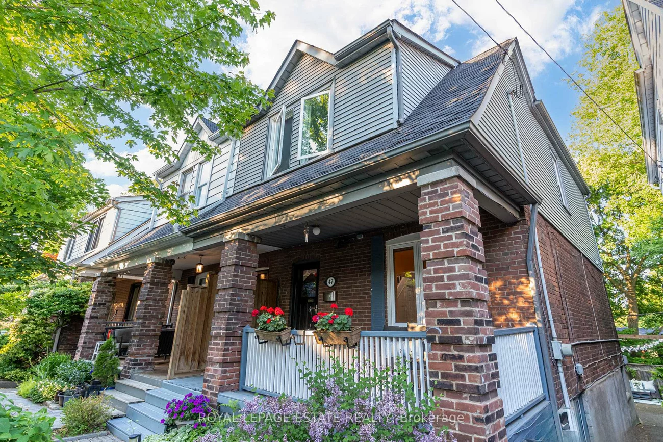 47, Bowmore, Woodbine Corridor, Toronto