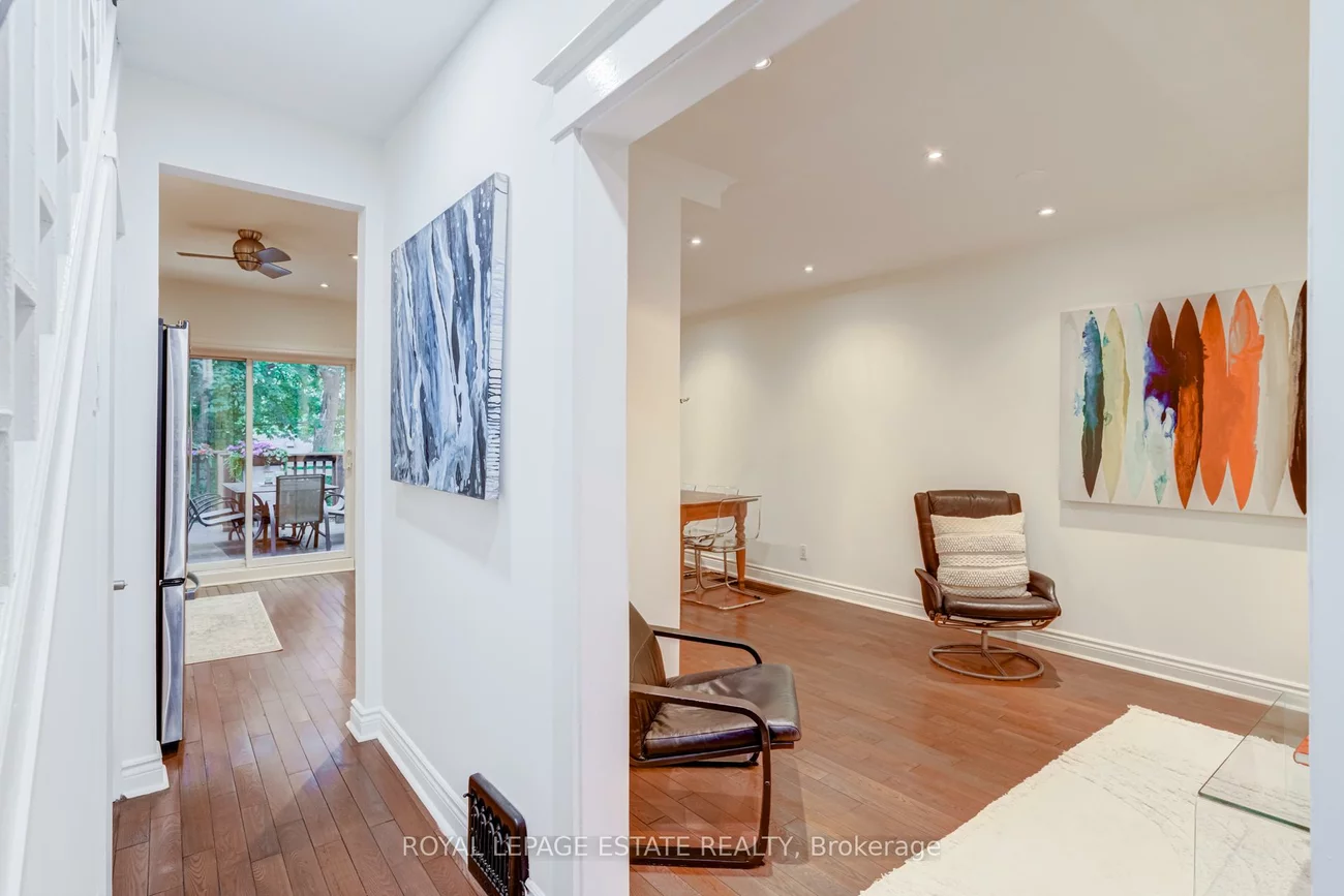 47, Bowmore, Woodbine Corridor, Toronto