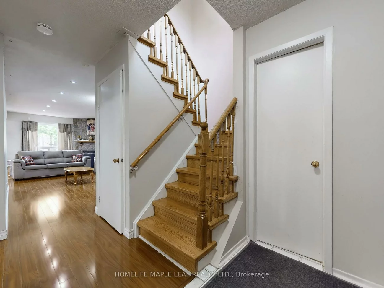 39, Lamay, Rouge E11, Toronto