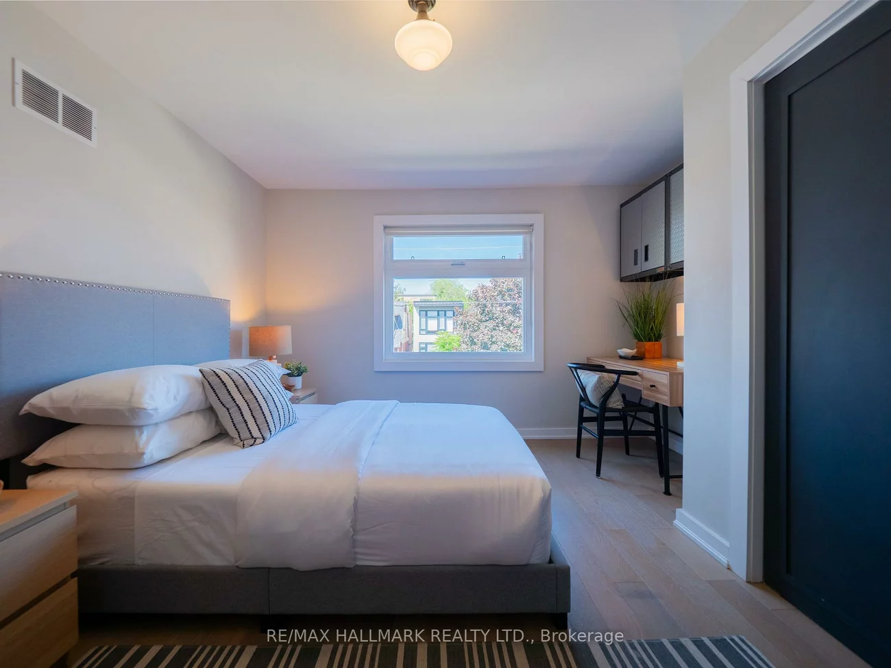 333, Monarch Park, Danforth Village-East York, Toronto