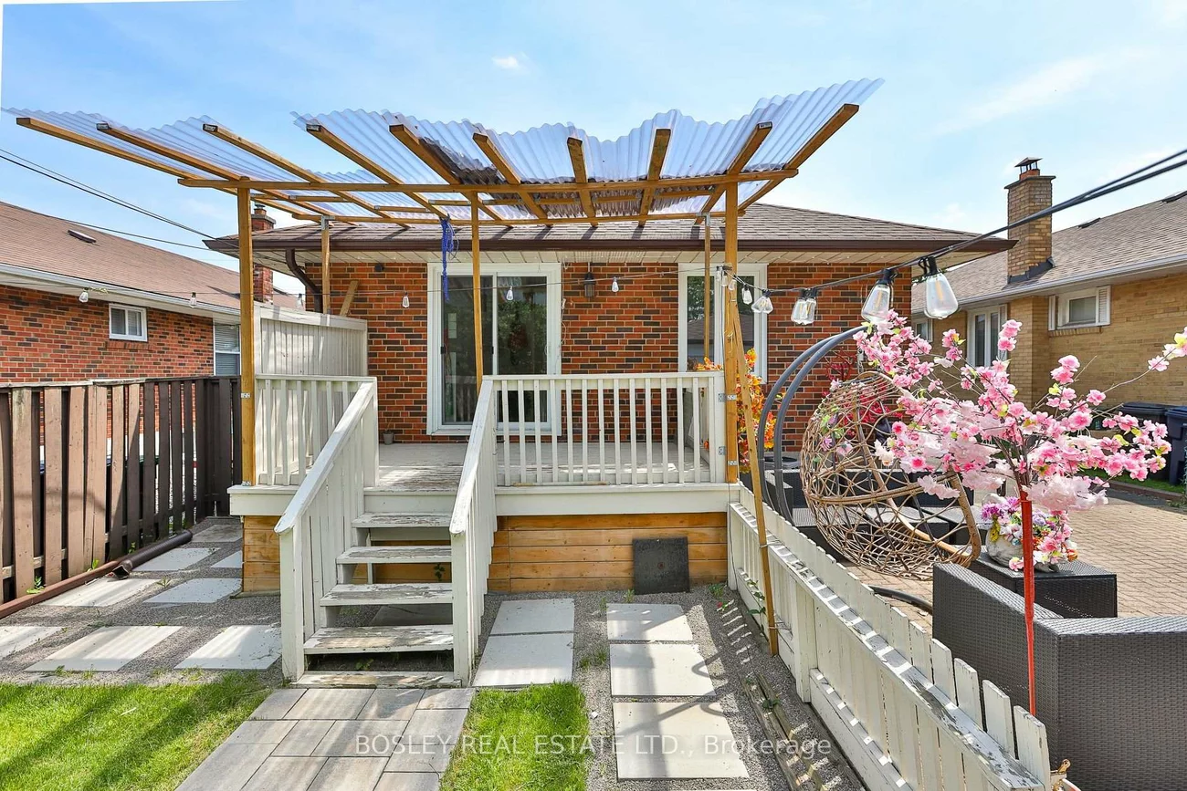 66, Shandon, Wexford-Maryvale, Toronto