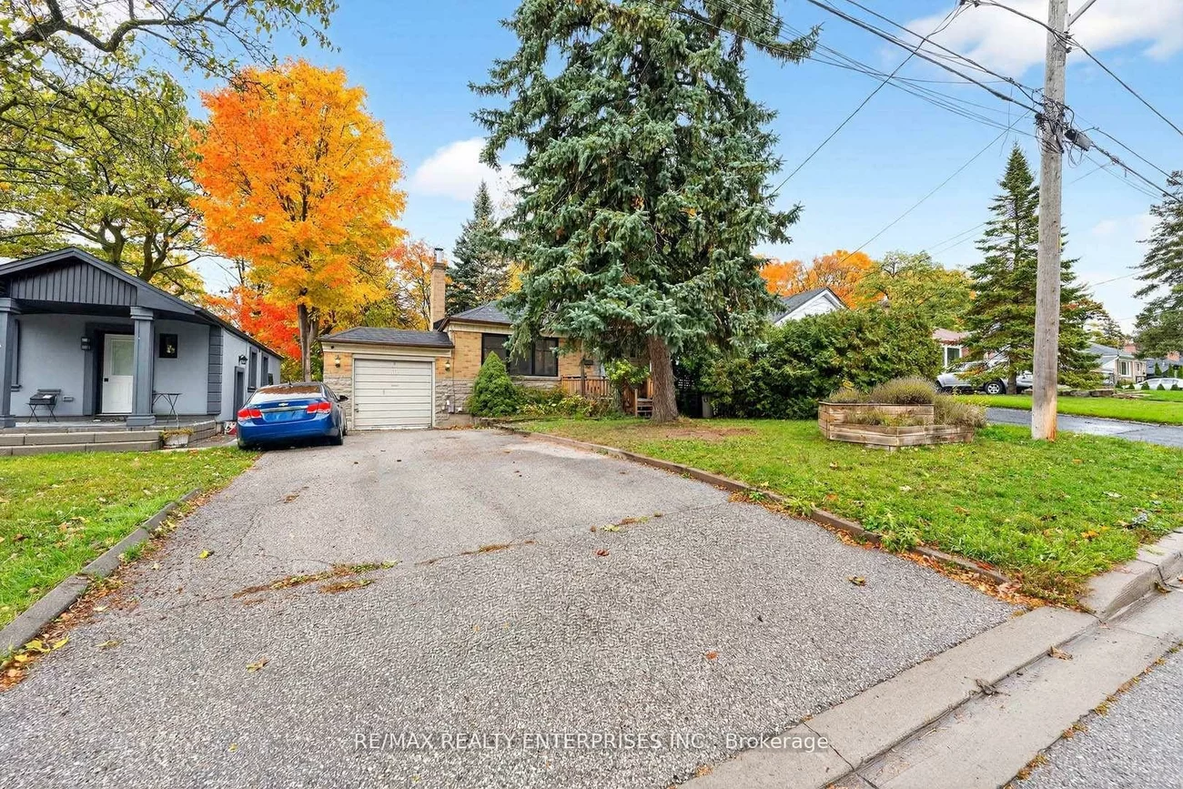 10, Colonial, Cliffcrest, Toronto