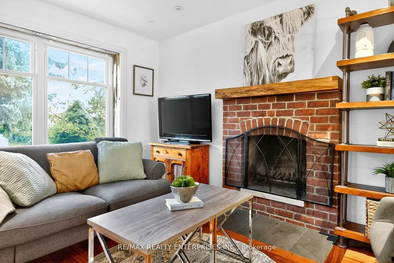 10, Colonial, Cliffcrest, Toronto