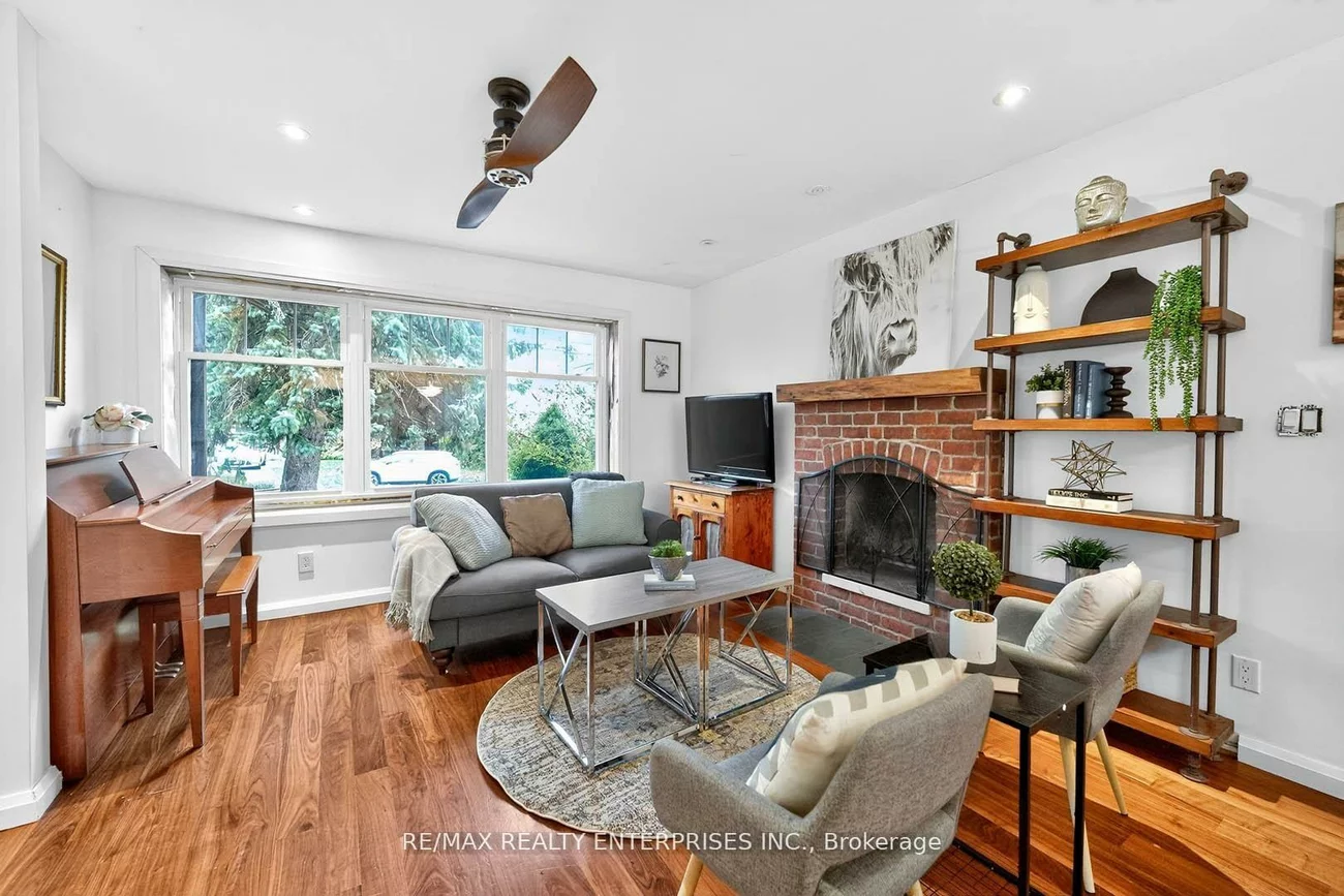10, Colonial, Cliffcrest, Toronto