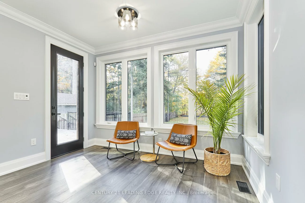 24, Larwood, Cliffcrest, Toronto