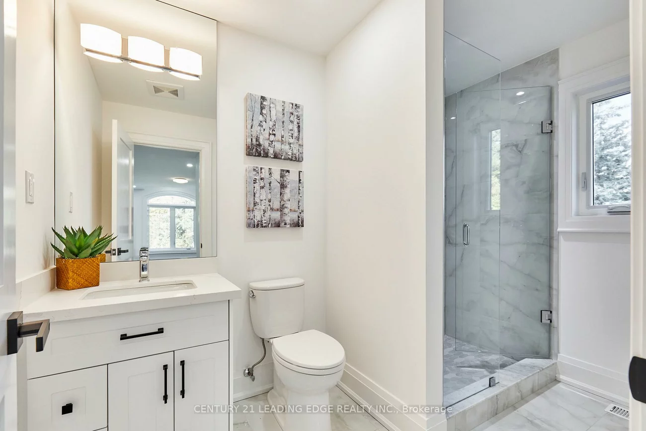 24, Larwood, Cliffcrest, Toronto