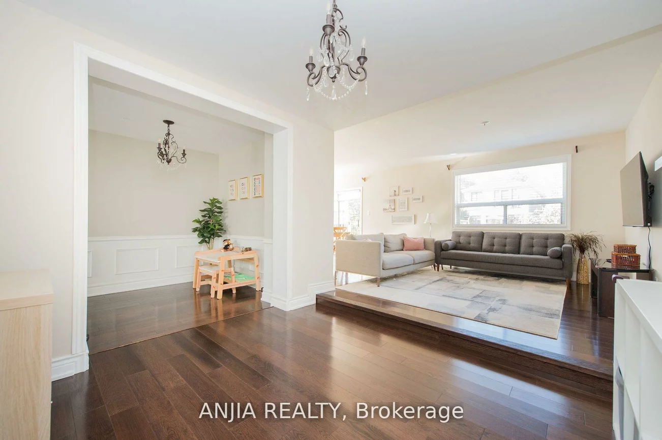 76, Adair, O'Connor-Parkview, Toronto