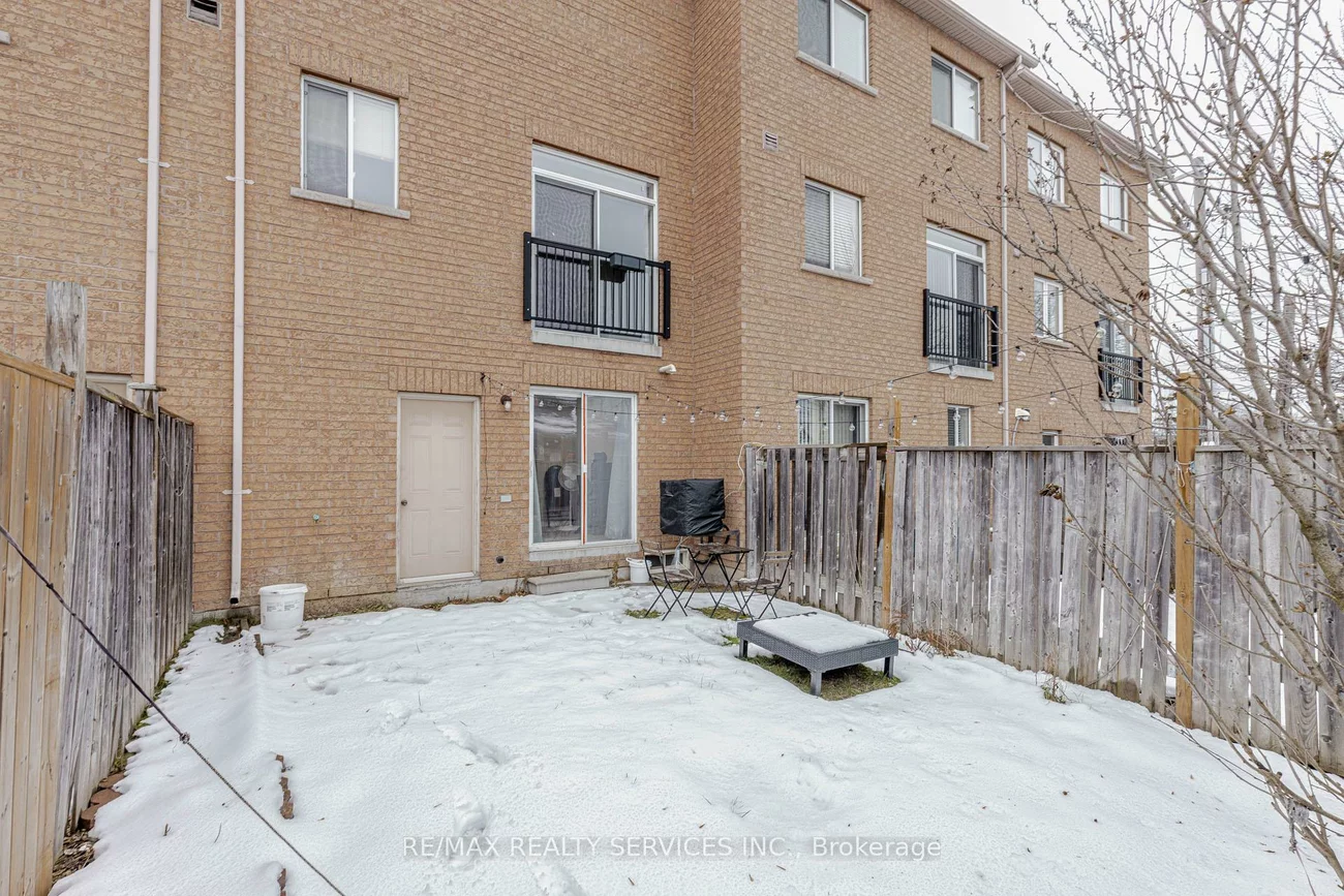 47, Curran Hall, Morningside, Toronto