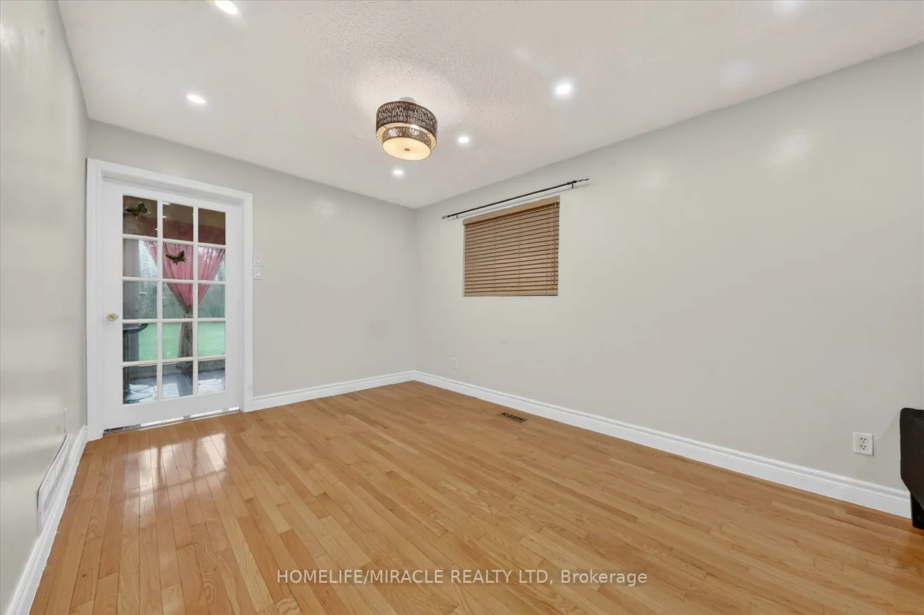42, Nahanni, Malvern, Toronto