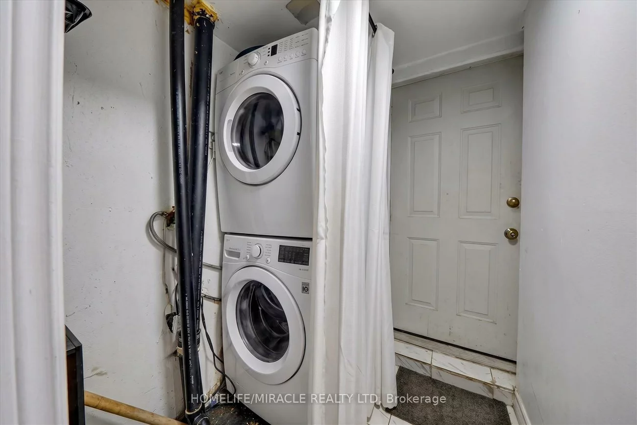 42, Nahanni, Malvern, Toronto