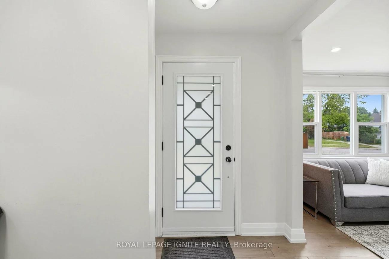 89, Darlingside, West Hill, Toronto