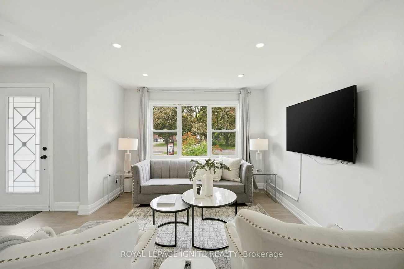 89, Darlingside, West Hill, Toronto