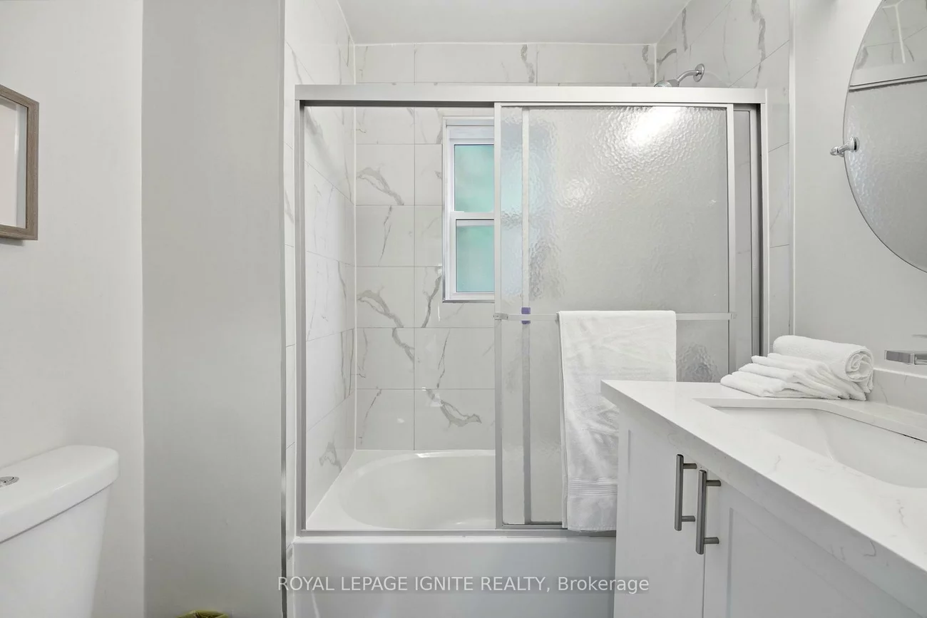 89, Darlingside, West Hill, Toronto