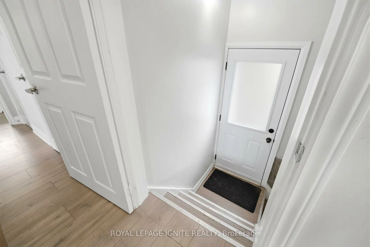 89, Darlingside, West Hill, Toronto